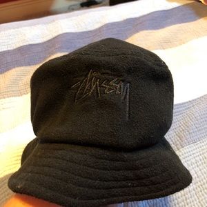 Stussy fleece bucket hat